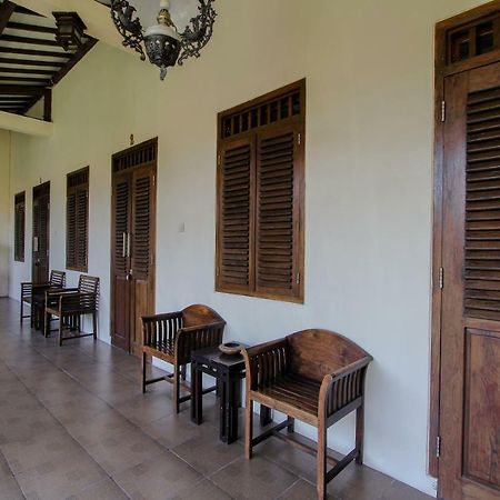 Oyo 1361 Singosari Family Residence Banyuwangi  Eksteriør bilde