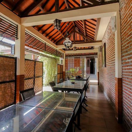 Oyo 1361 Singosari Family Residence Banyuwangi  Eksteriør bilde