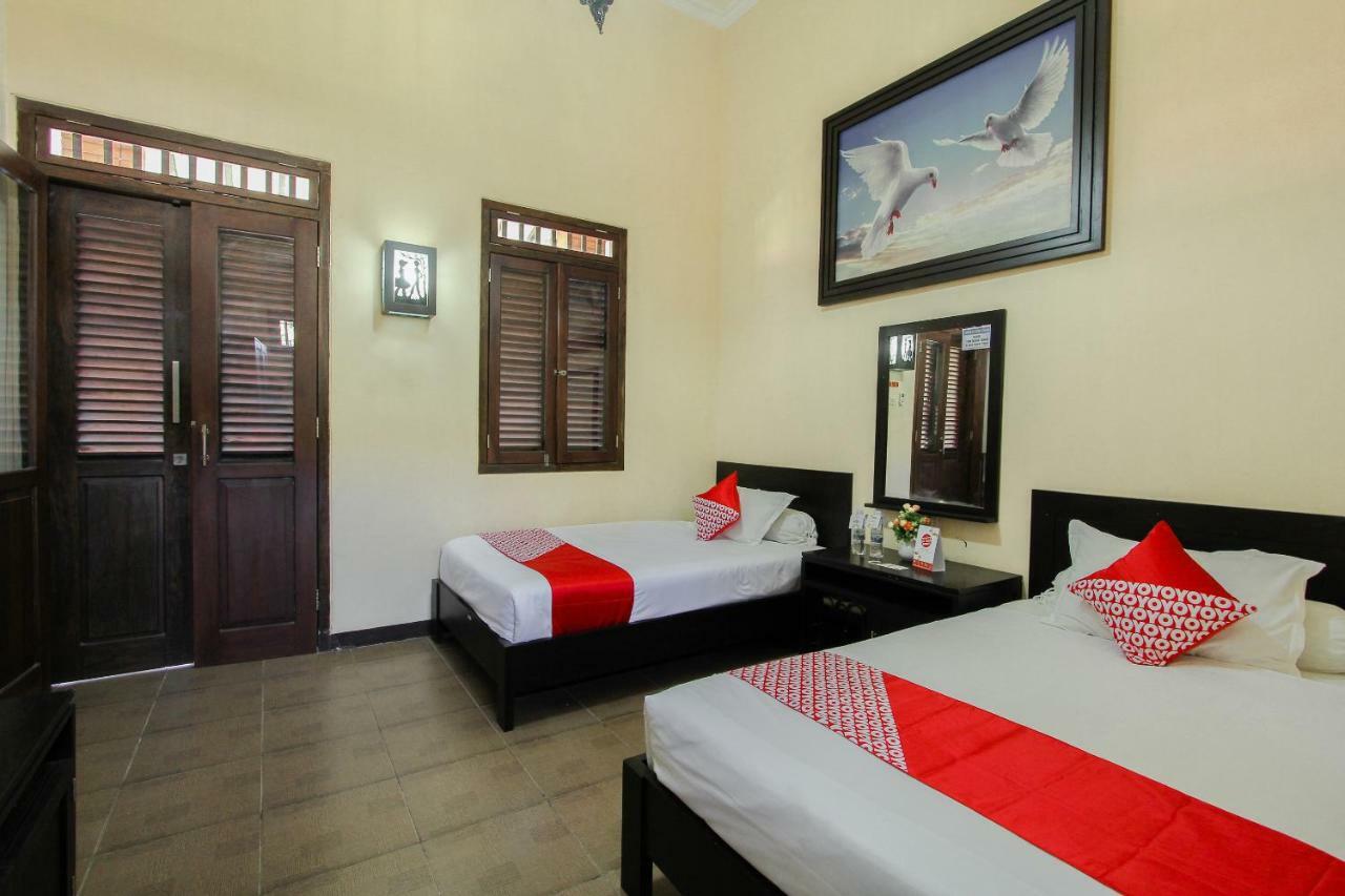 Oyo 1361 Singosari Family Residence Banyuwangi  Eksteriør bilde