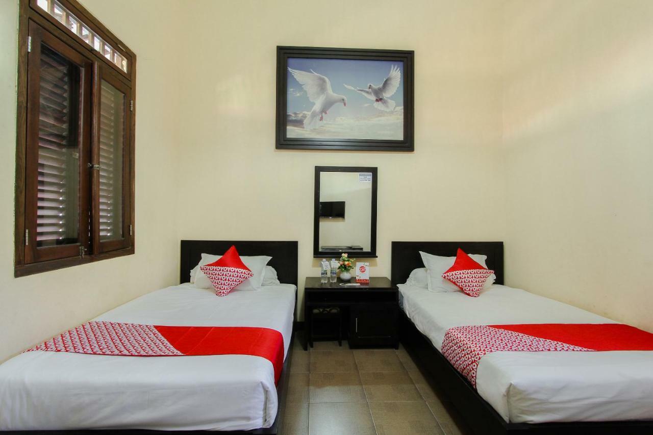 Oyo 1361 Singosari Family Residence Banyuwangi  Eksteriør bilde