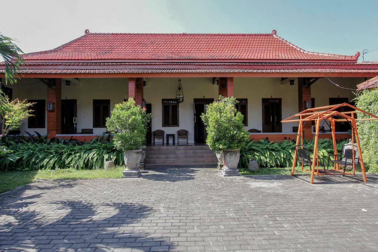Oyo 1361 Singosari Family Residence Banyuwangi  Eksteriør bilde